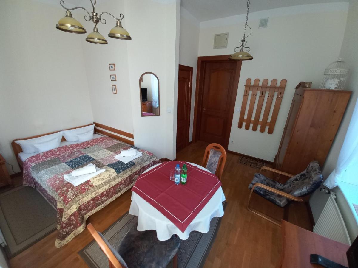 Szwajcarka Willa Z Sauna I Jacuzzi Kudowa-Zdrój Buitenkant foto