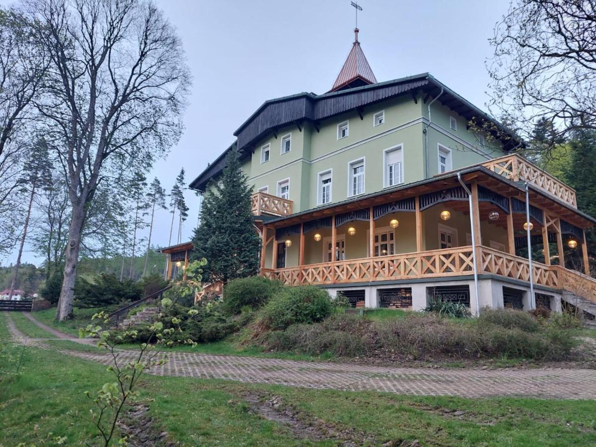 Szwajcarka Willa Z Sauna I Jacuzzi Kudowa-Zdrój Buitenkant foto